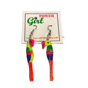🍄 90’s Retro Parrot Earrings